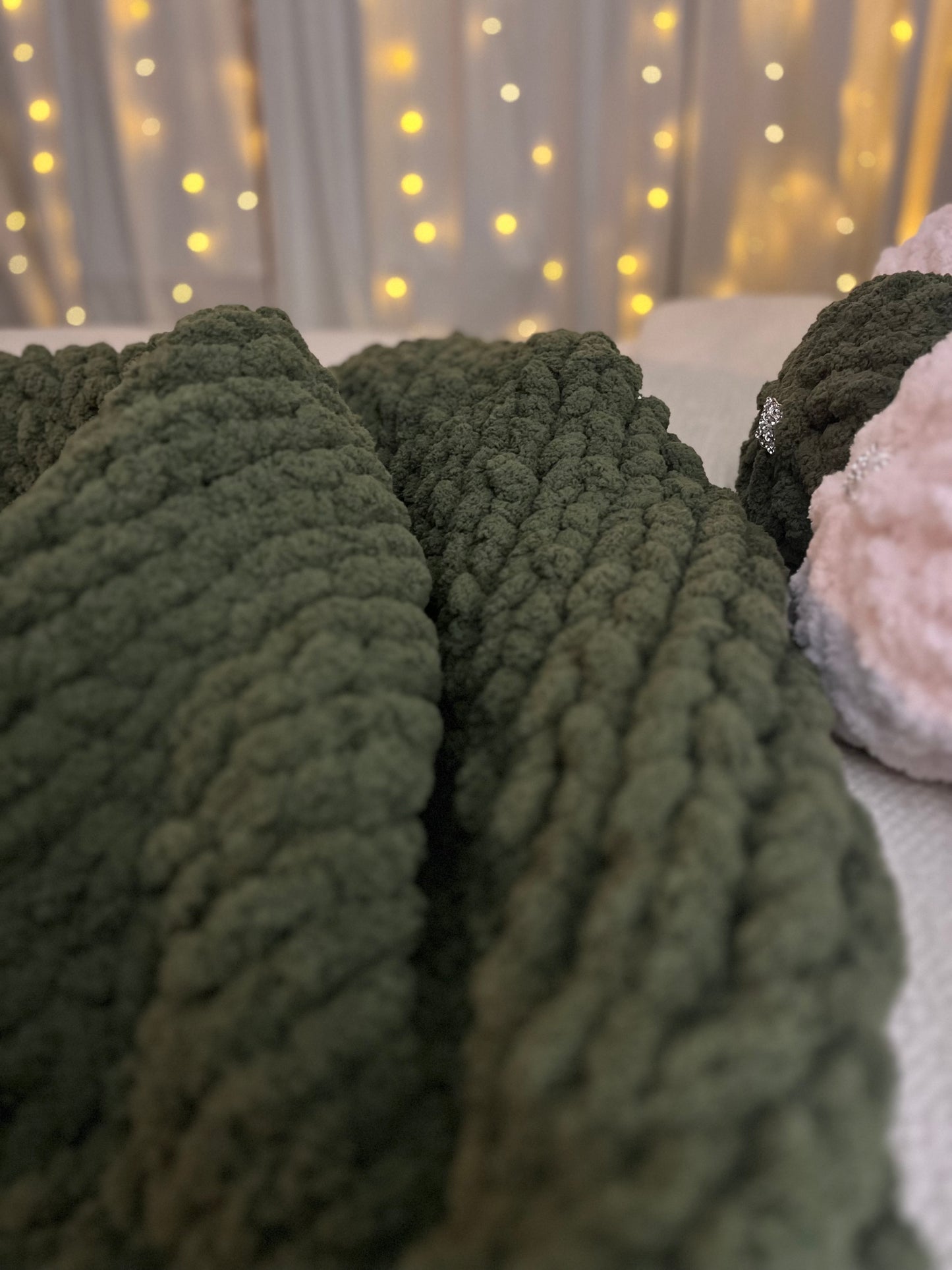 Olive Chunky Knit Throw
